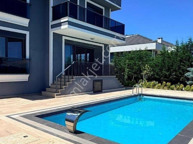 Acr Gyd'den Şile Karacaköy Deniz Manzaralı Eşyalı Kiralık Villa