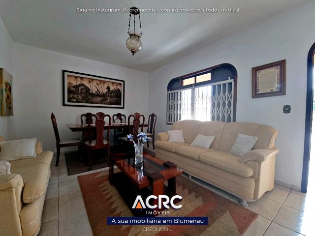 ACRC Imóveis CA03760 Casa para Locação no Bairro Vila Nova em Blumenau