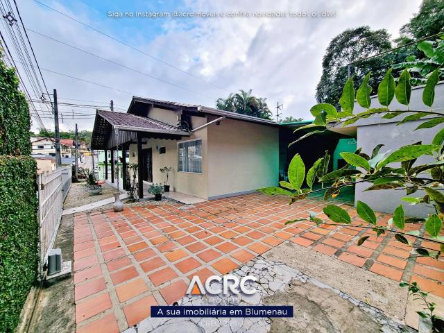 ACRC Imóveis CA03872 Casa para Locação no Bairroda Velha em Blumenau