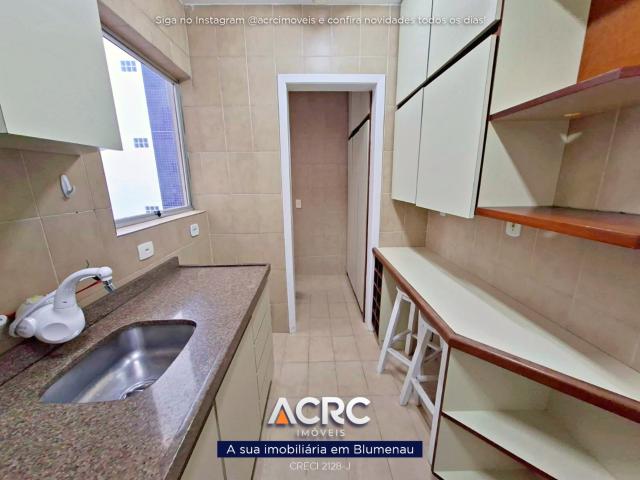 ACRC Imóveis AP10549 Apartamento para locação no Centro de Blumenau