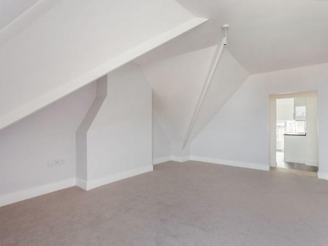 Acre Passage, Windsor SL4, 1 bed flat to rent, £1,475 pcm | PrimeLocation