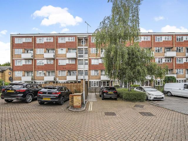 Acre Road, Kingston Upon Thames KT2, 3 bed flat to rent, £2,350 pcm | PrimeLocation