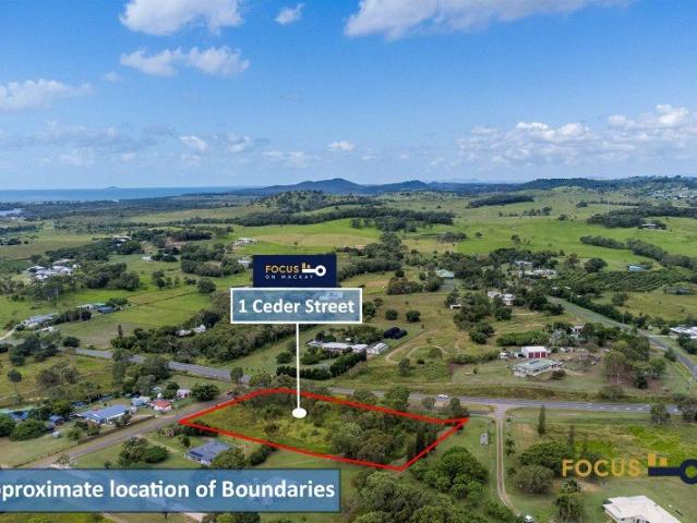 Acreage minutes to the beach