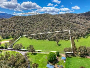 Acreage On The Edge Of Town