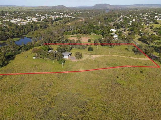 Acreage on the River