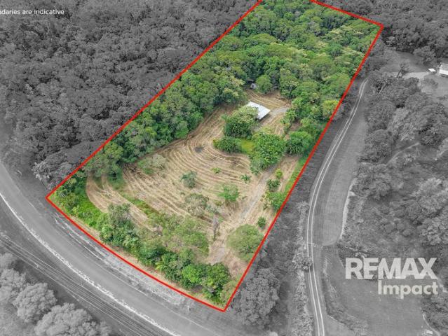 Acreage Escape with Water, Power & Potential