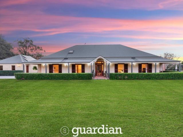 Acreage gem on 5 fully arable acres
