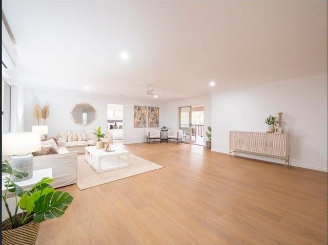ACREAGE HOME
