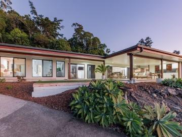 Acreage Luxury Above the Whitsundays