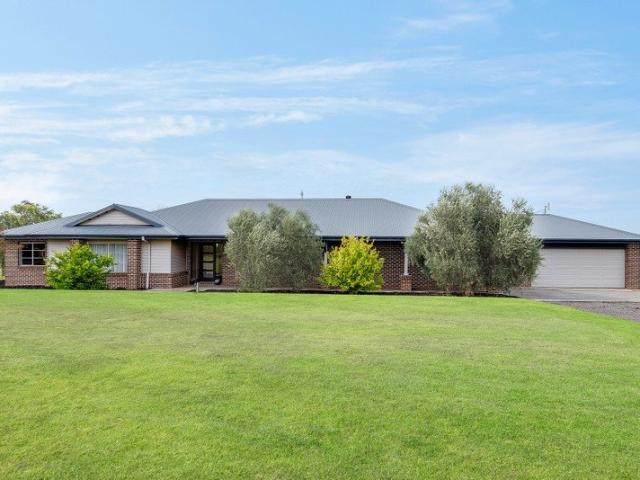 Acreage Luxury for the Ultimate Family Lifestyle