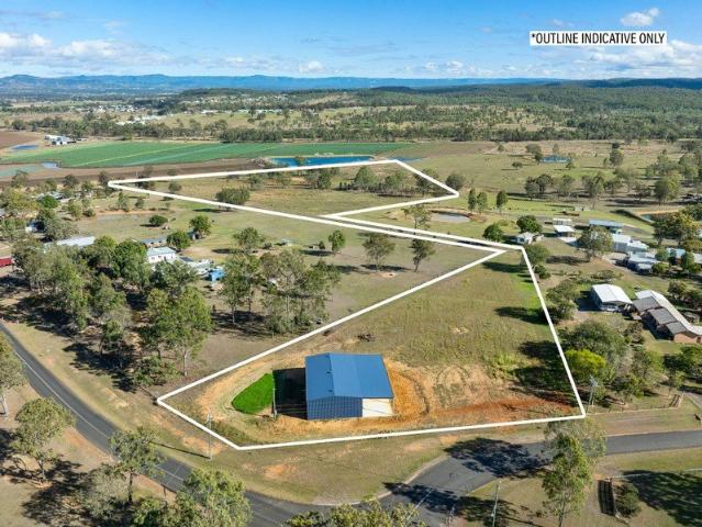 Acreage Lifestyle with Shed, Power & More!