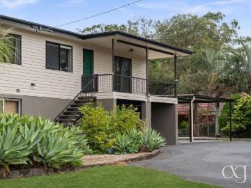 acreage lifestyle perfection with sheds, space & endless versatility