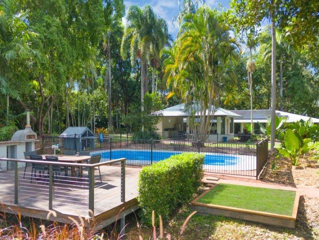 Acreage Living Where the Backyard becomes the Destination