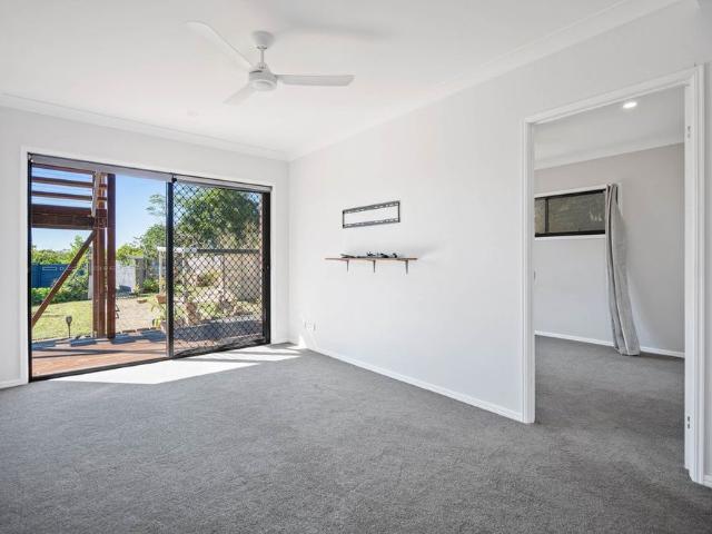 Acreage Living with Breathtaking K'gari Views