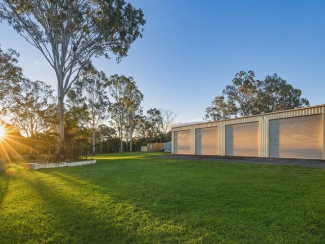 Acreage Living with Commercially Approved Transport Depot Zoning and Use