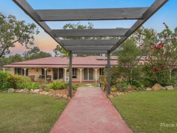 Acreage Living with Endless Potential The Ultimate Family & Hobby Farm Lifestyle on 5 Acres