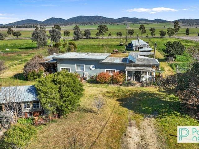 Acreage Living with Space, Character and Versatility