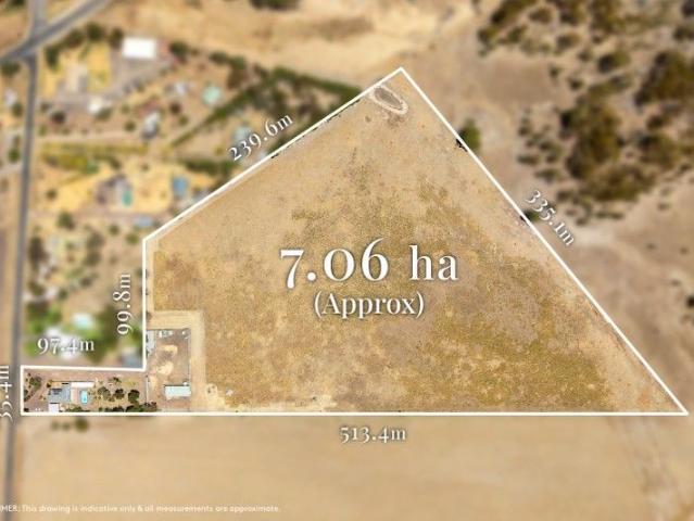 Acreage Living with Space, Comfort & Endless Possibilities