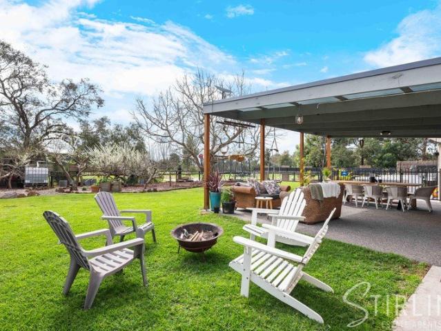 Acreage Living with Space, Privacy & Dual Access