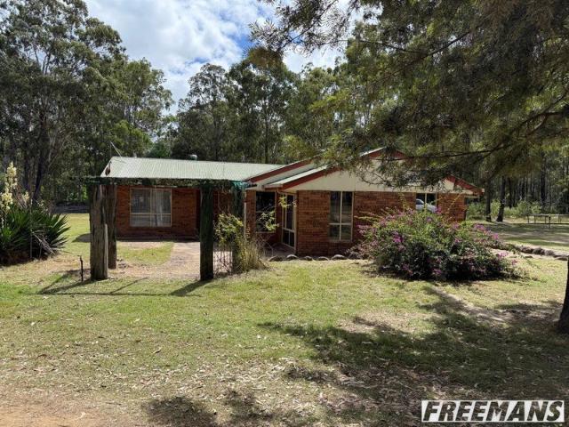 Acreage Living with Space, Privacy & Unlimited Potential