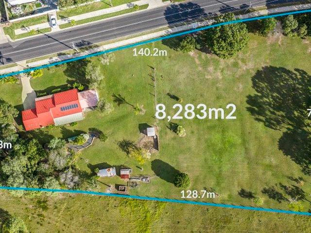 ACREAGE LIVING ON 8,283m² POTENTIAL DEVELOPMENT