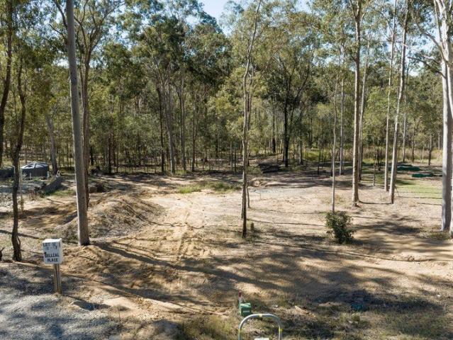 Acreage, Privacy & Possibility in Tamborine