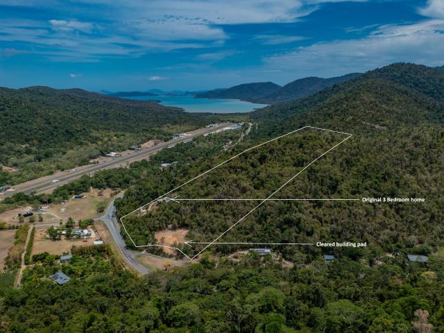 Acreage With Options: Renovate, Subdivide, Build or Customise
