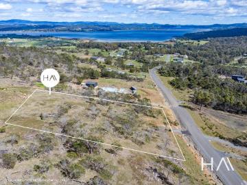 Swan Bay, Launceston, West Tamar, Tasmania Island