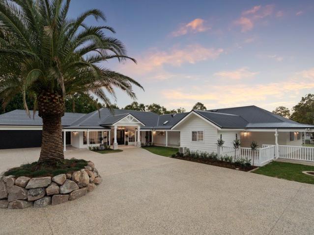 Acreage Without the Compromise Nothing Overlooked