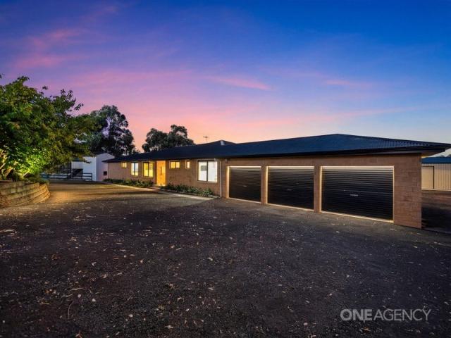 Acres Of Opportunity: Your Private 5 Bedroom Sanctuary Awaits