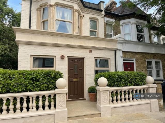 Acton Lane Chiswick, London, W4 2 bed flat to rent £1,845 pcm £426 pw