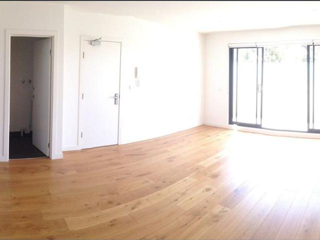 AA Executive Style Living in the Heart of Heidelberg Private 12 Apartment Complex