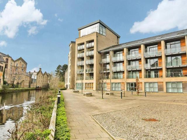 Aalborg Place, Mill View House. 1 bed apartment to rent £850 pcm £196 pw