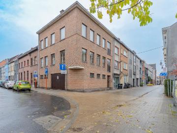 AALST CENTRUM Eénslaapkamerappartement mét garage