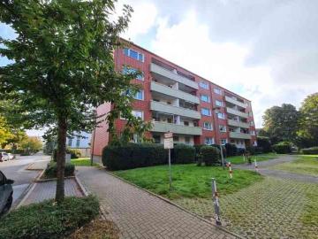 Ab 01.08.2026: günstig geschnittene 3 Zimmer Wohnung