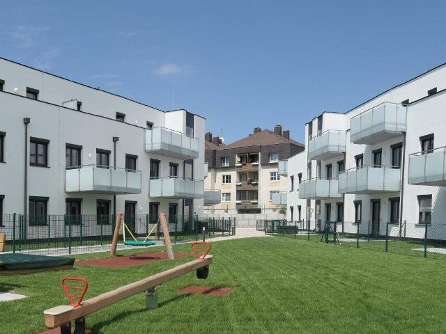 Ab 01.08.2026 verfügbar 2 Zimmer Balkon Wohnung inkl. EWE Einbauküche direkt in Spillern Neubau Bj. 2019