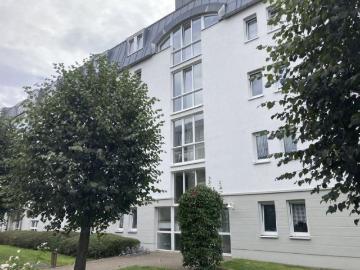 Ab 01.08.26! 1 Raum WE mit Balkon, Einbauküche und Tiefgaragenstellplatz in ruhiger Seitenstraße