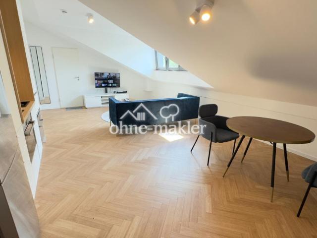 ab 01.08. möblierte 2 Zimmer Dachgeschoß Mietwohnung in München Perlach