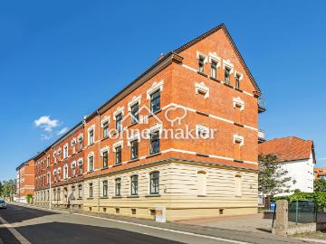 ab 01.09.: Tolle 3 Zi DG Maisonette, 2 Balkone, EBK, Stellplatz, Dachboden
