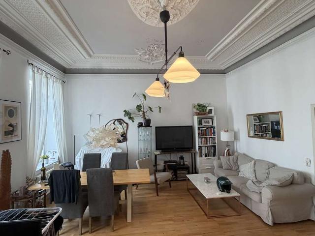 Ab 01.10.* Belle Etage Altbauwohnung mit hochwertiger Ausstattung