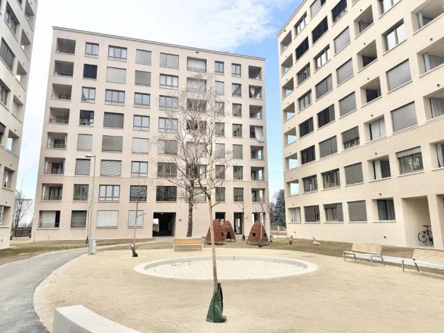 ab 01.10. Moderne 2 Zimmer Wohnung mit Loggia im 4. Obergeschoss – Jakomini Verde