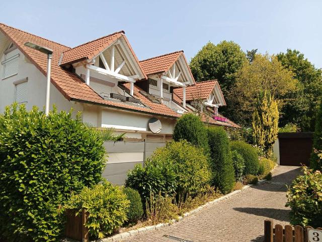 ab 01.11. unvermietet! Lichtdurchflutetes Kleinod mit Galerie, Balkon & Einzelgarage in Abstatt