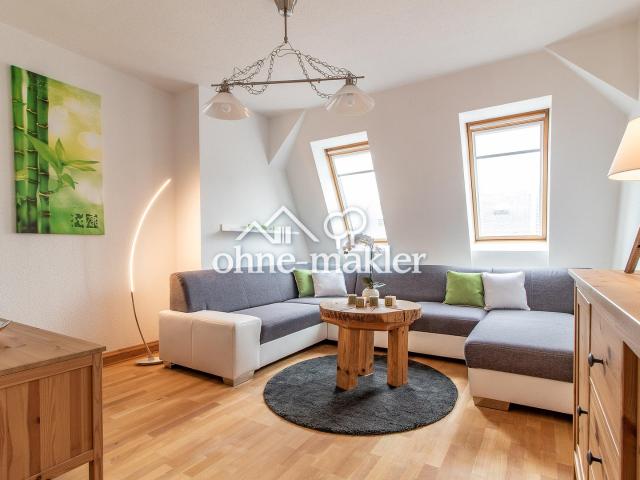 ab sofort: sehr schöne, voll möblierte 2 Zi DG Whg, Luxus EBK, Balkon