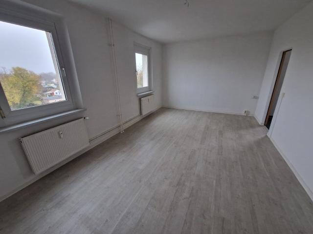 ab 15.09. Familien willkommen 3 Zimmer Wohnung in Hohenstücken sucht neue Mieter!