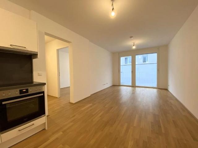 Ab 15.09. in der Koloniestraße. Hochwertige Neubauwohnung mit super großem Balkon
