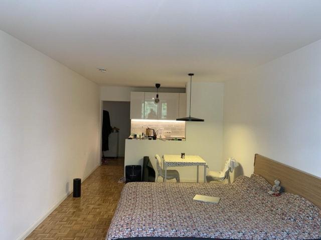 Ab 1.10: Möblierte 1 Zimmerwohnung im Herzen von München saniert