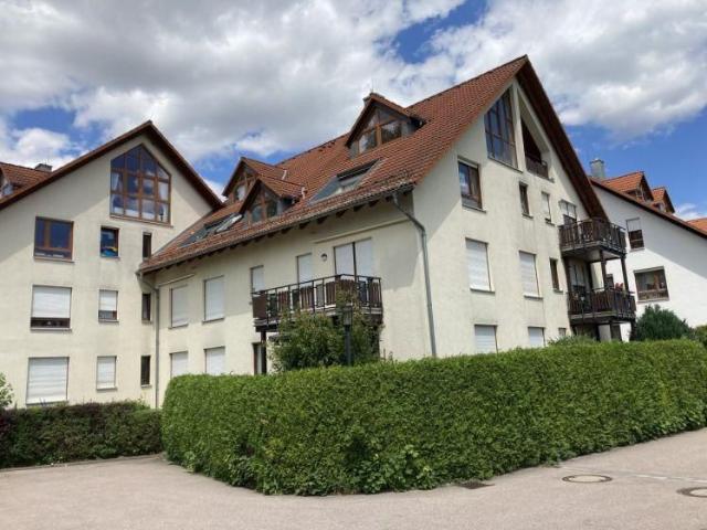 Ab 1.11.! Wohnen im Grünen 2 Zimmer Maisonette mit Loggia und Garage!
