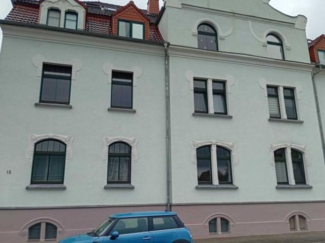 ab 1.11.26! Gemütliche 1,5 Raumwohnung mit Einbauküche & Balkon in Crossen!