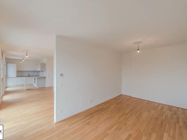 ab 1.12.2026: hofseitig gelegene 2 Zimmer Wohnung mit Freifläche
