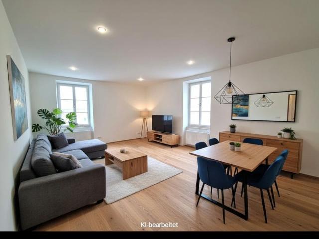 AB AUGUST * Generalsanierte 3,5 Zimmer Wohnung in der Kaigasse 20 in der Salzburger Altstadt